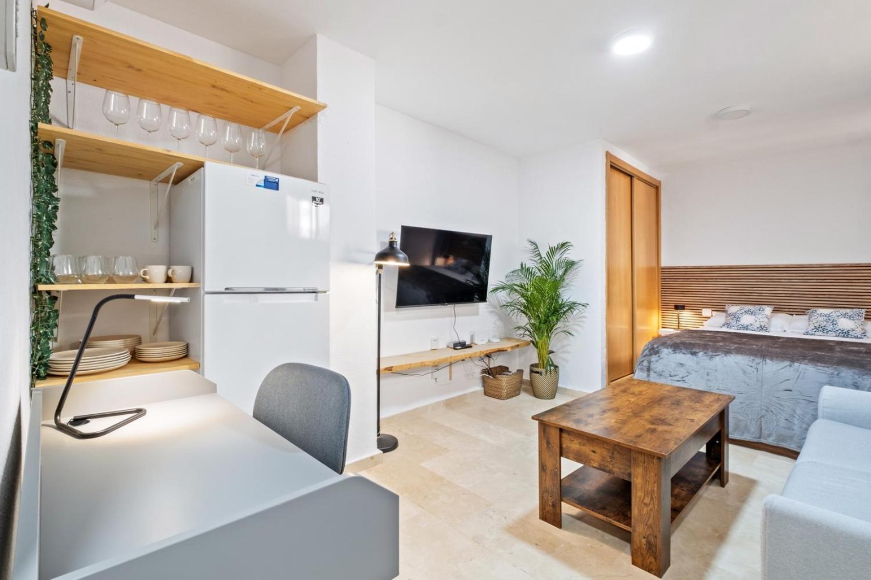 Modern And Comfortable Studio Malaga Ngoại thất bức ảnh