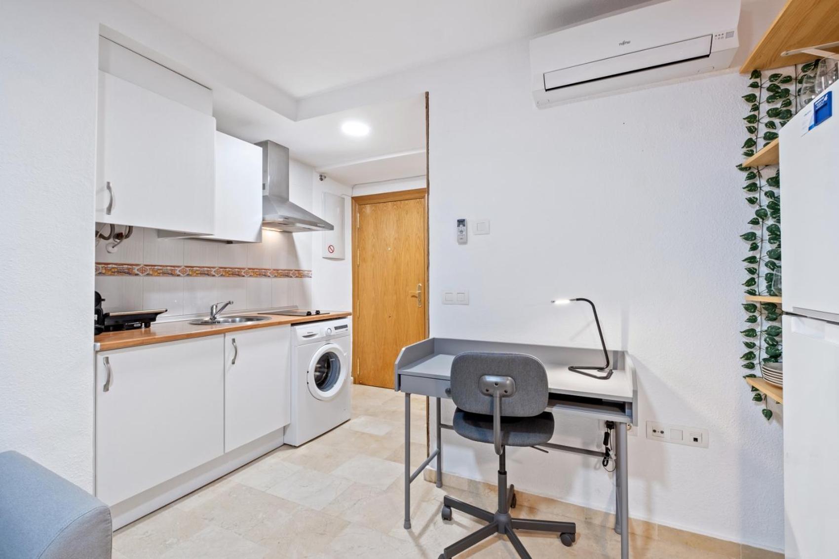 Modern And Comfortable Studio Malaga Ngoại thất bức ảnh
