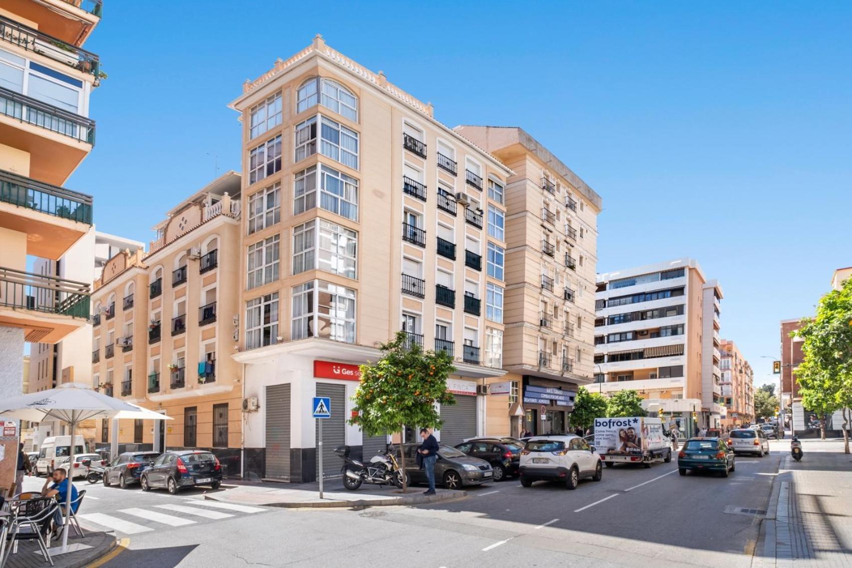 Modern And Comfortable Studio Malaga Ngoại thất bức ảnh